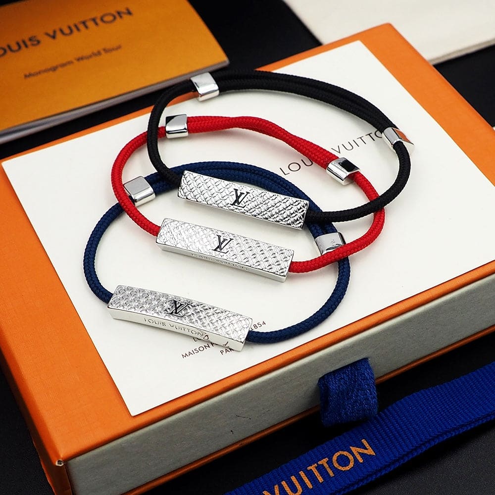 Louis Vuitton Champs Elys ̈¦es Black 18K Gold Bracelet