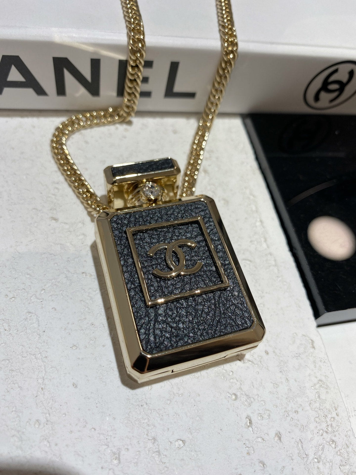 Chanel No.5 Perfume Pendant Vintage 18K Gold Necklace
