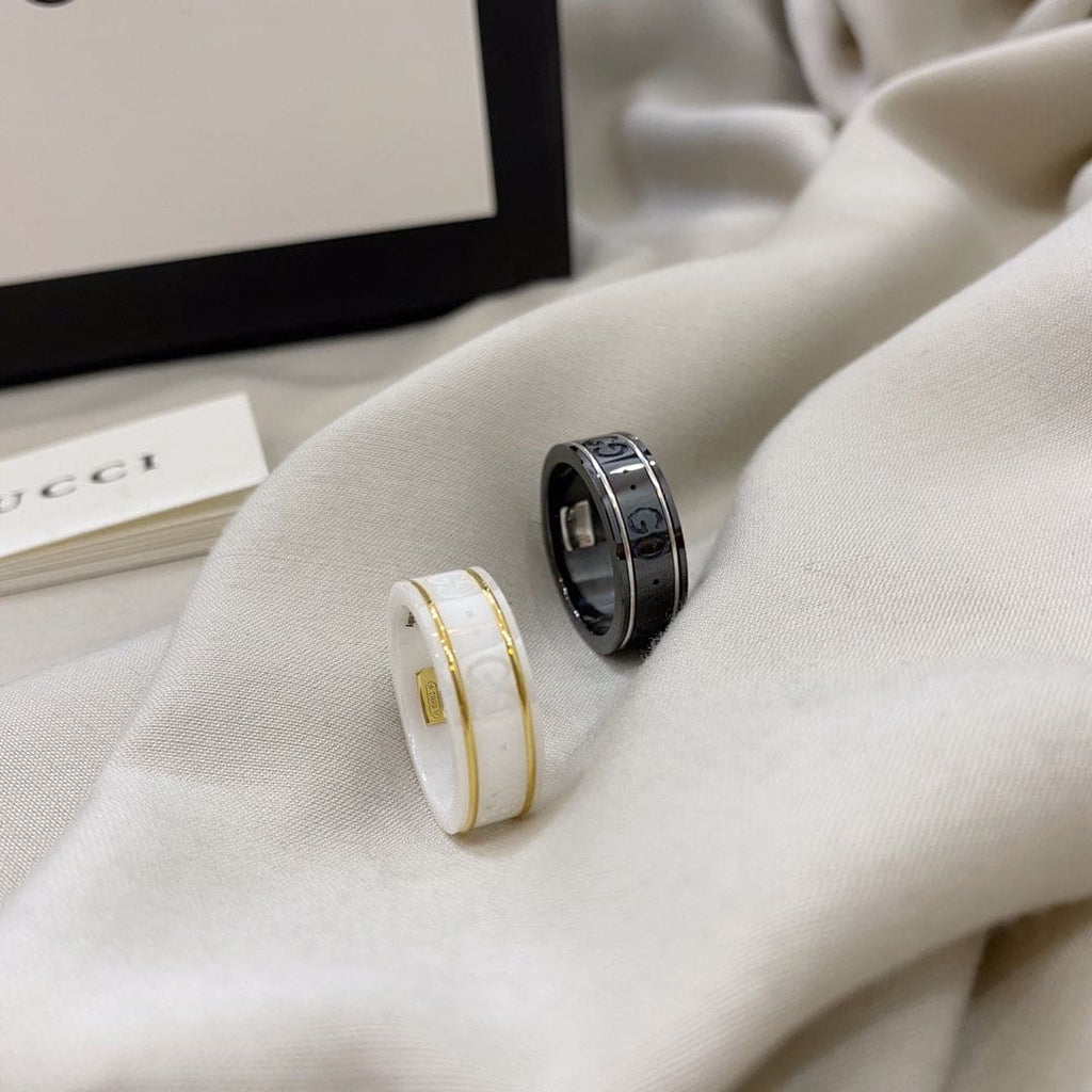 Gucci Double Icon Black Corundum 18K Gold Ring