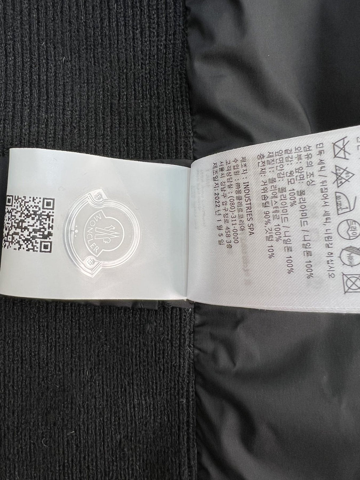 Moncler Knit Sleeve Down Jacket — fabric_closeup