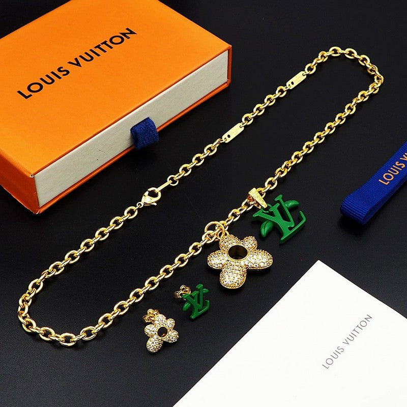 Louis Vuitton Blossom Green Diamond 18K Gold Earrings