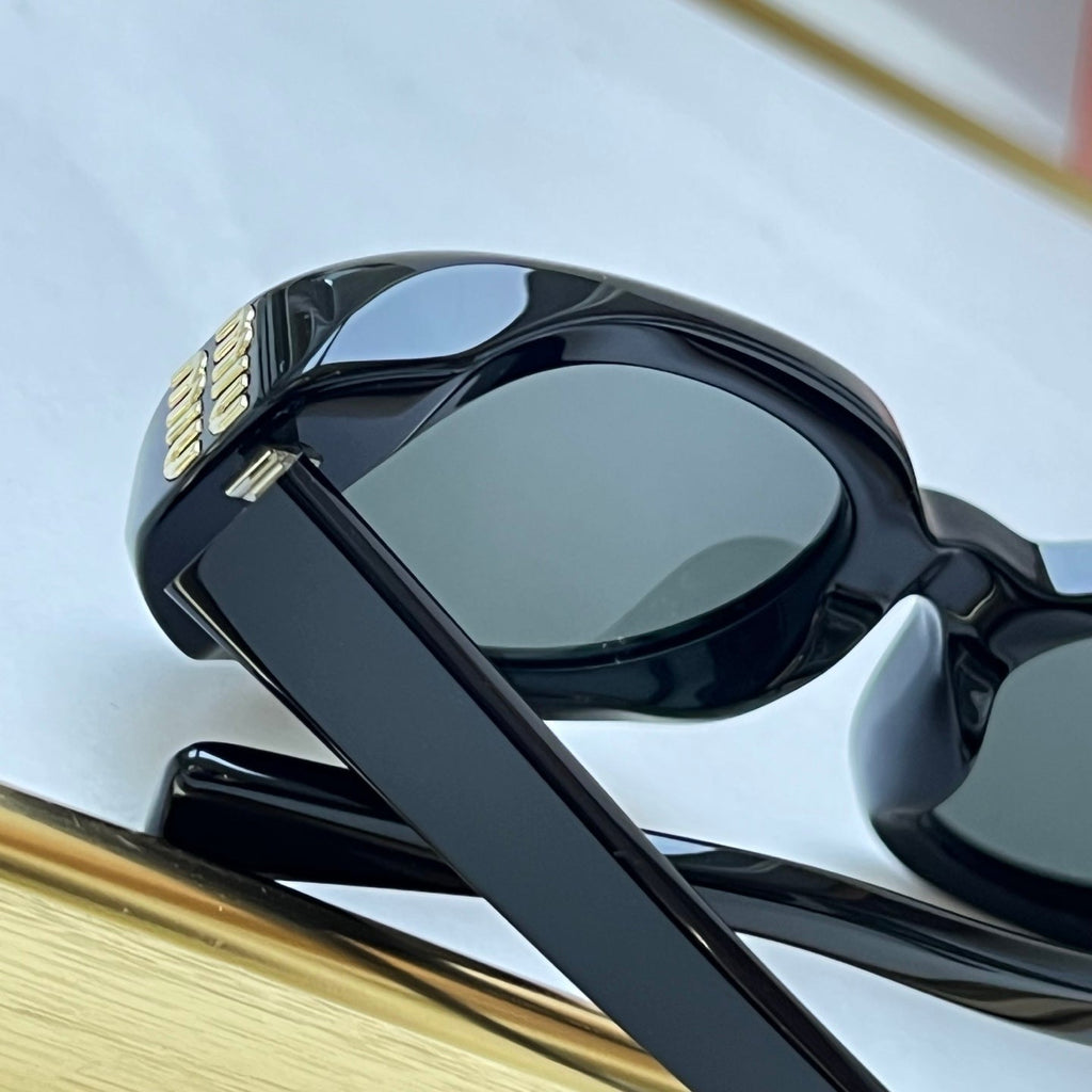 Miu Miu Reverie-b09s Sunglasses