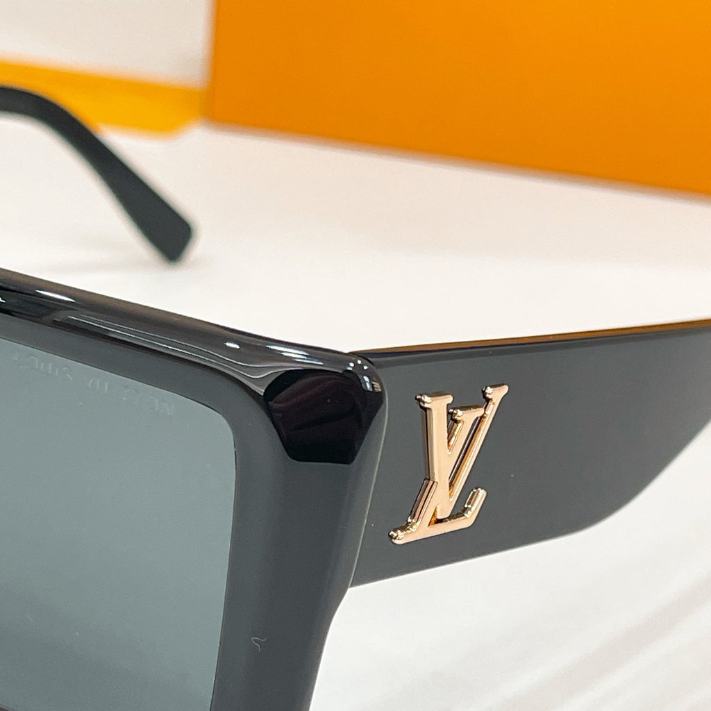 Louis Vuitton Z2916 Eyeglass Frames