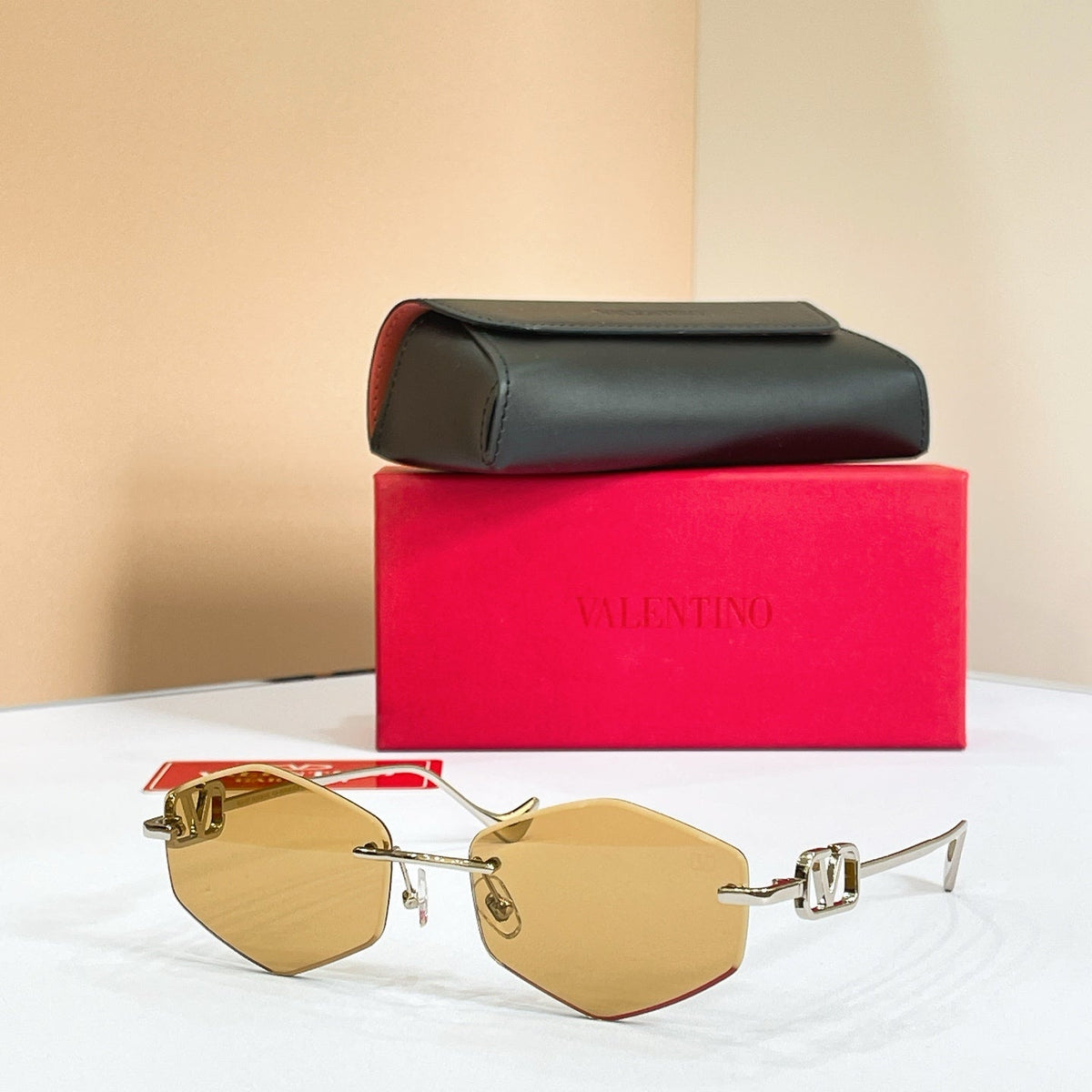 Valentino VLS-187 Sunglasses