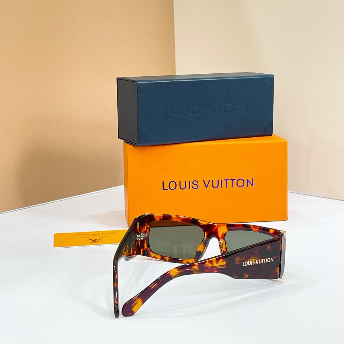 Louis Vuitton Z3158U Sunglasses