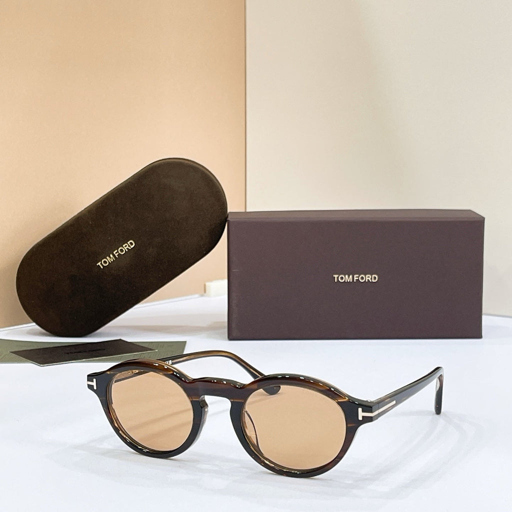 Tom Ford TF1332 Eyeglass Frames