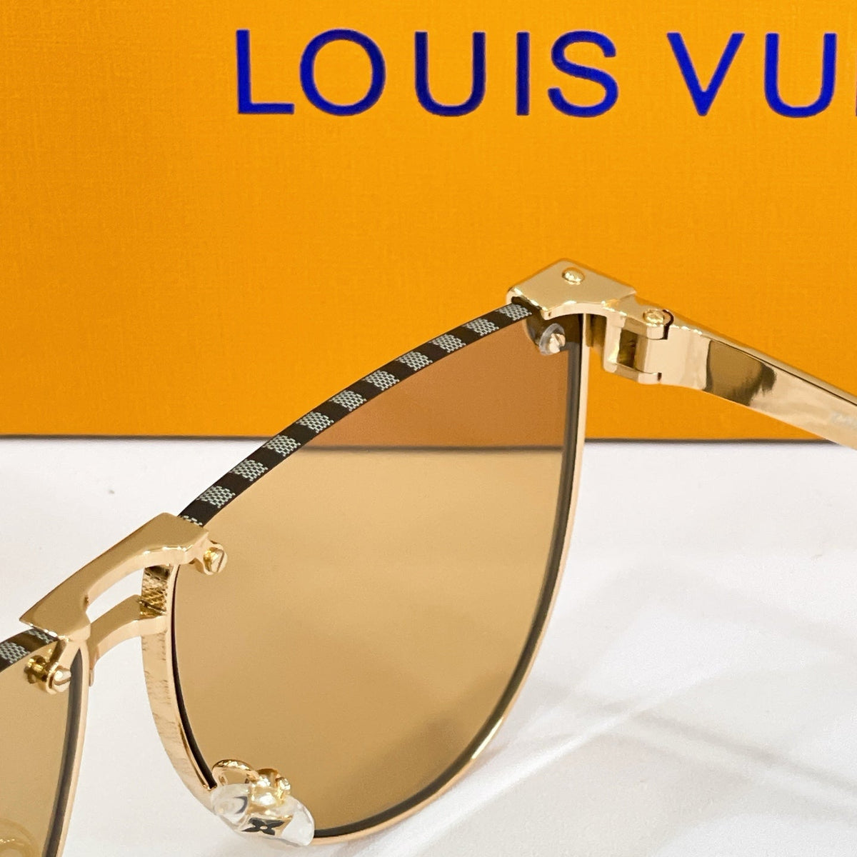 Louis Vuitton Z3208U Sunglasses