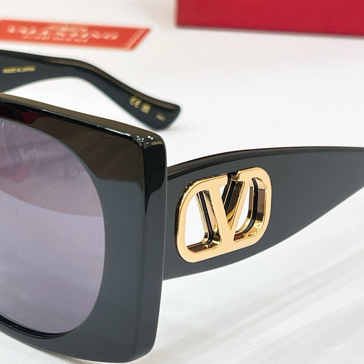 Valentino VG0002S Sunglasses