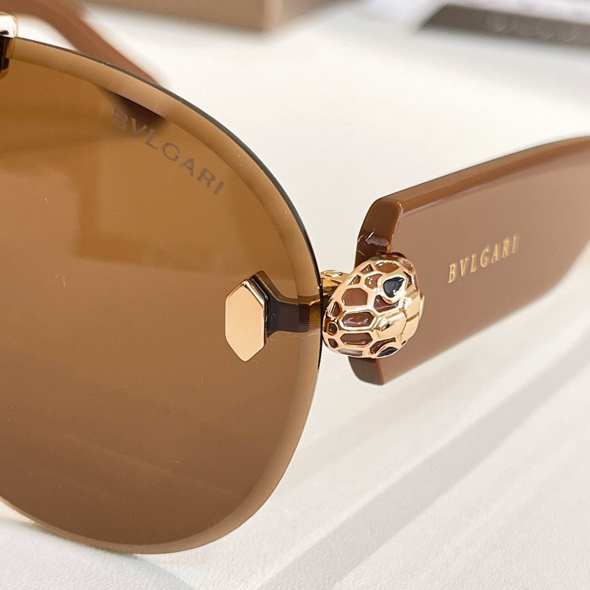 Bvlgari BV40091U Sunglasses