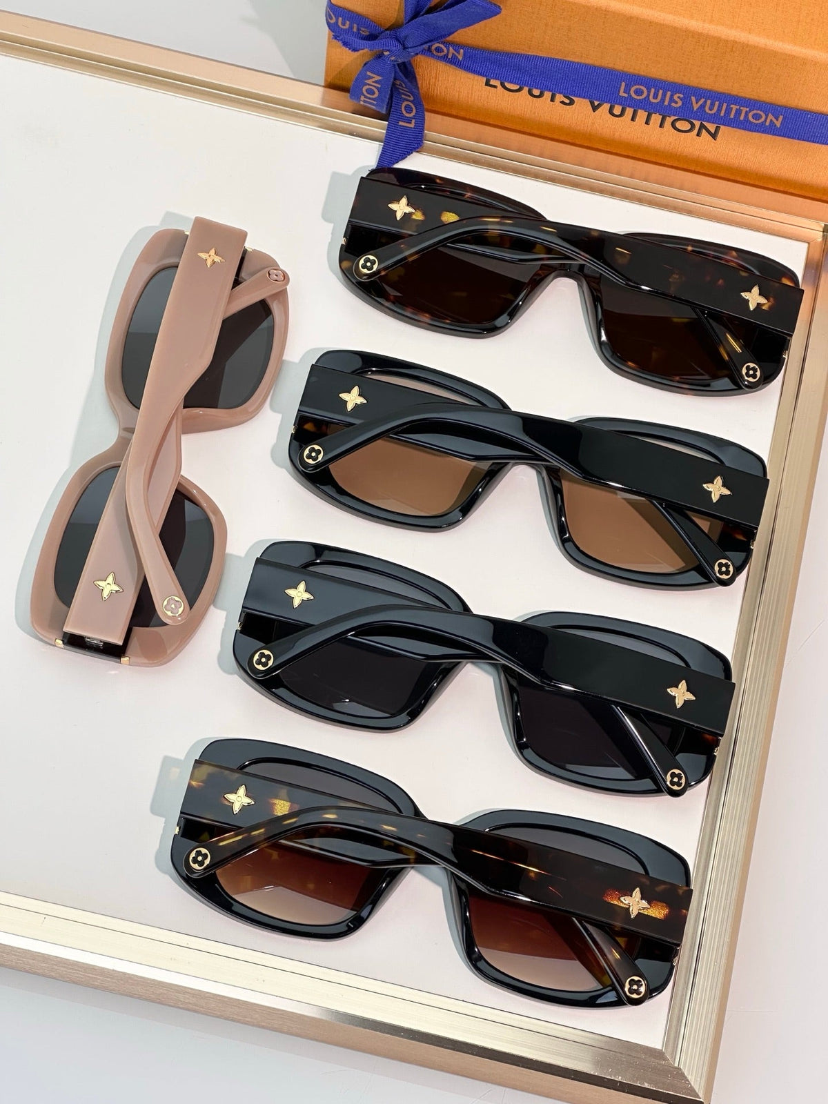 Louis Vuitton Z2968W Sunglasses