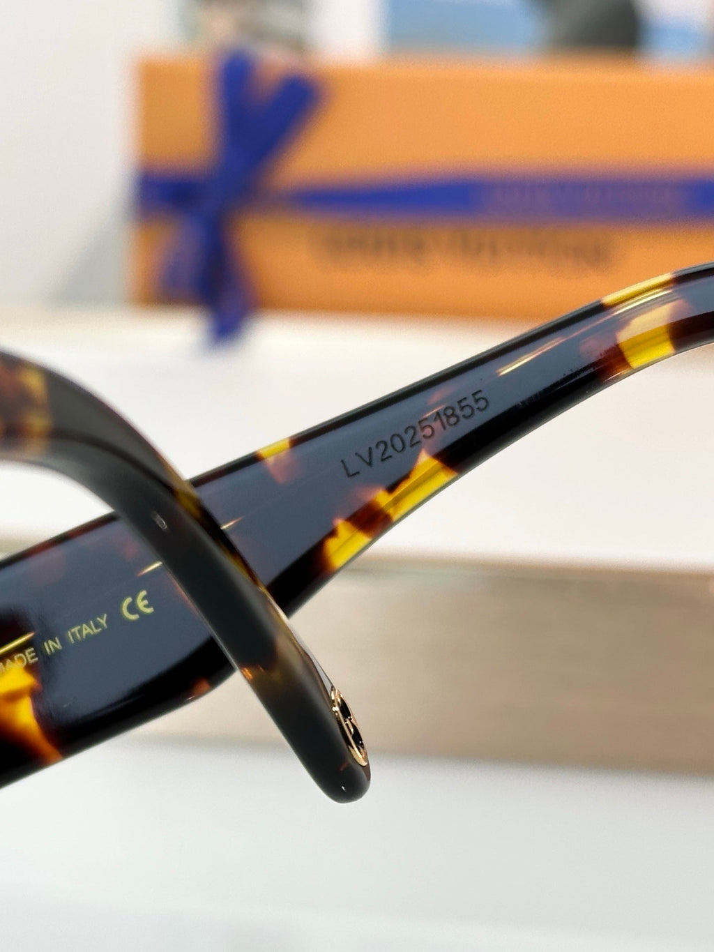 Louis Vuitton Z2968W Sunglasses