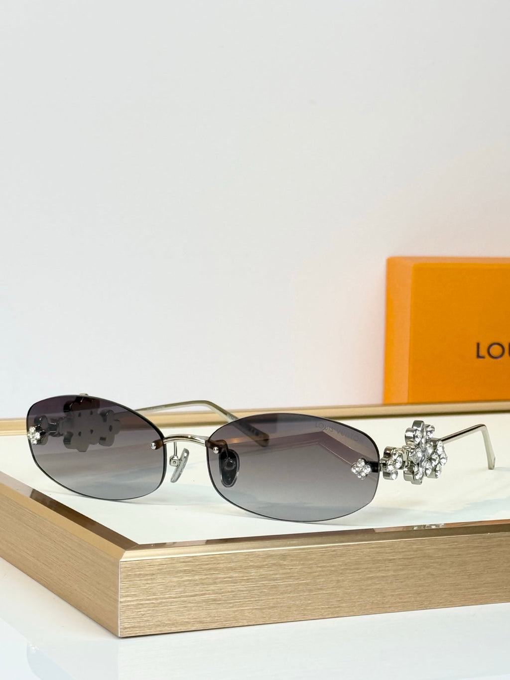 Louis Vuitton Z3186U Sunglasses