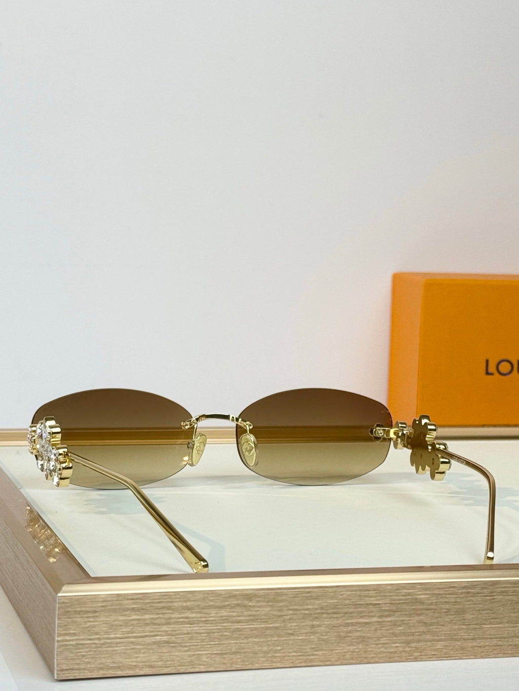 Louis Vuitton Z3186U Sunglasses