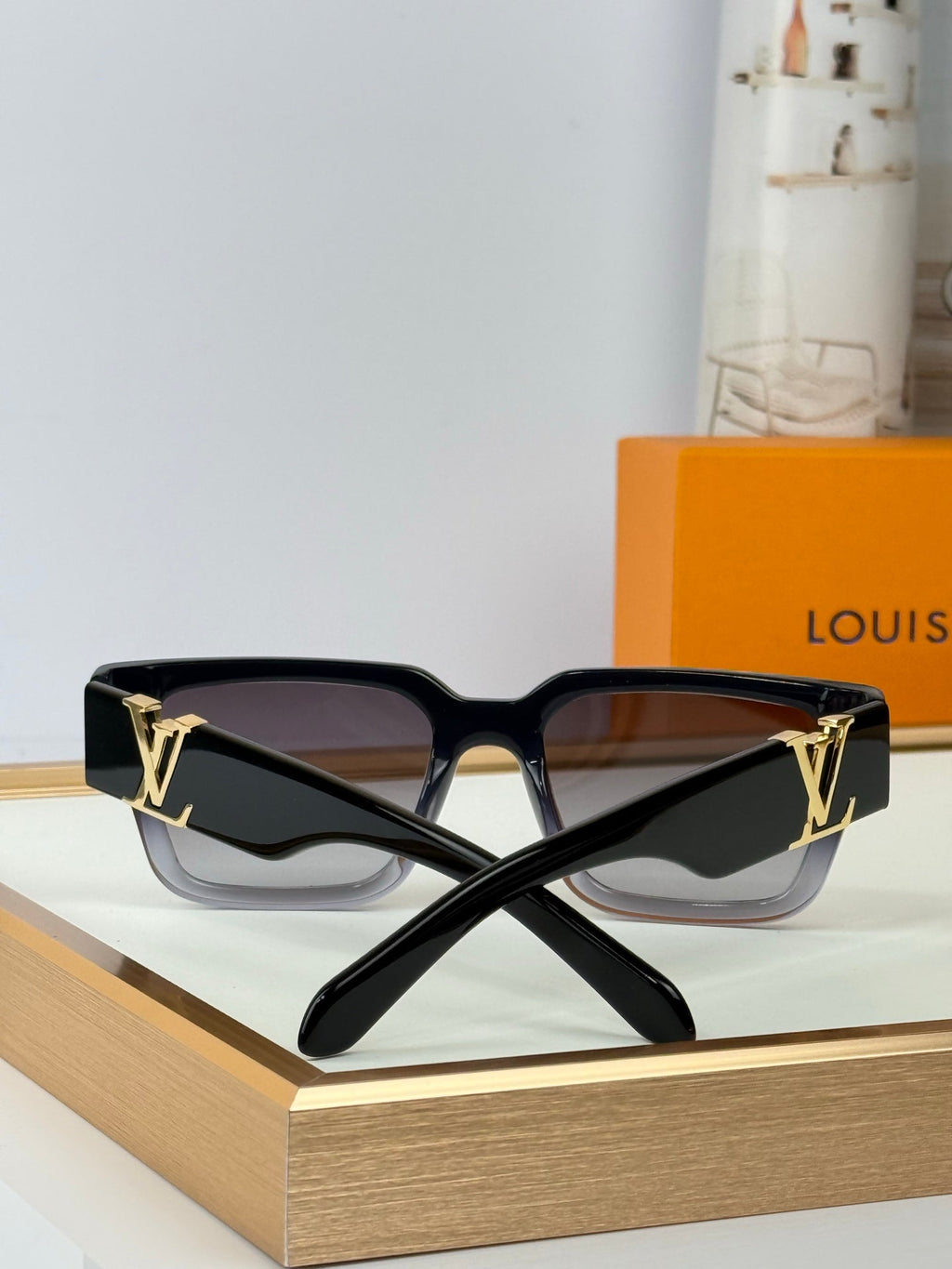 Louis Vuitton Z2178E Sunglasses