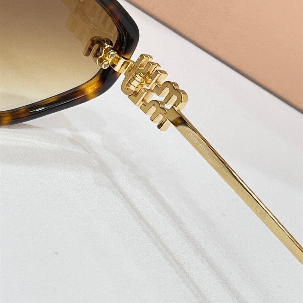 Miu Miu MU 156AV Sunglasses