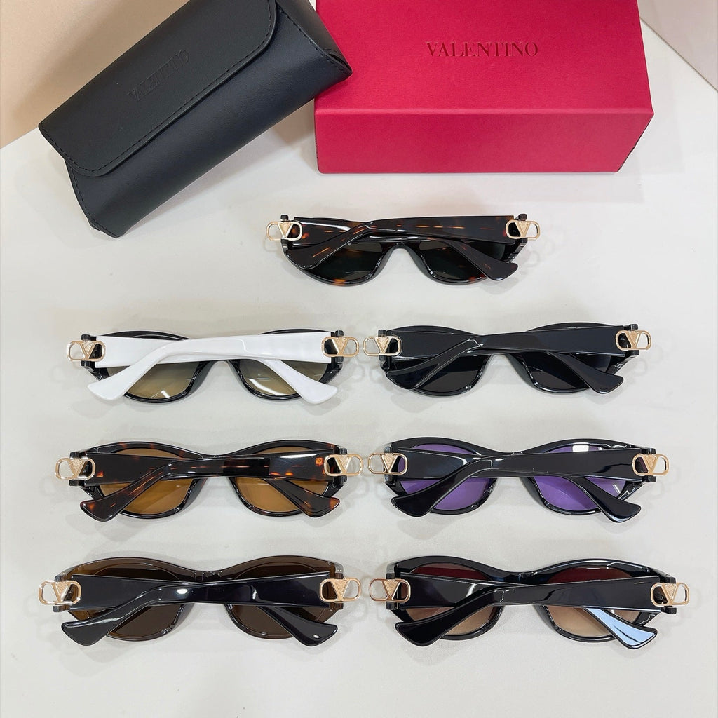 Valentino VG0015S Sunglasses