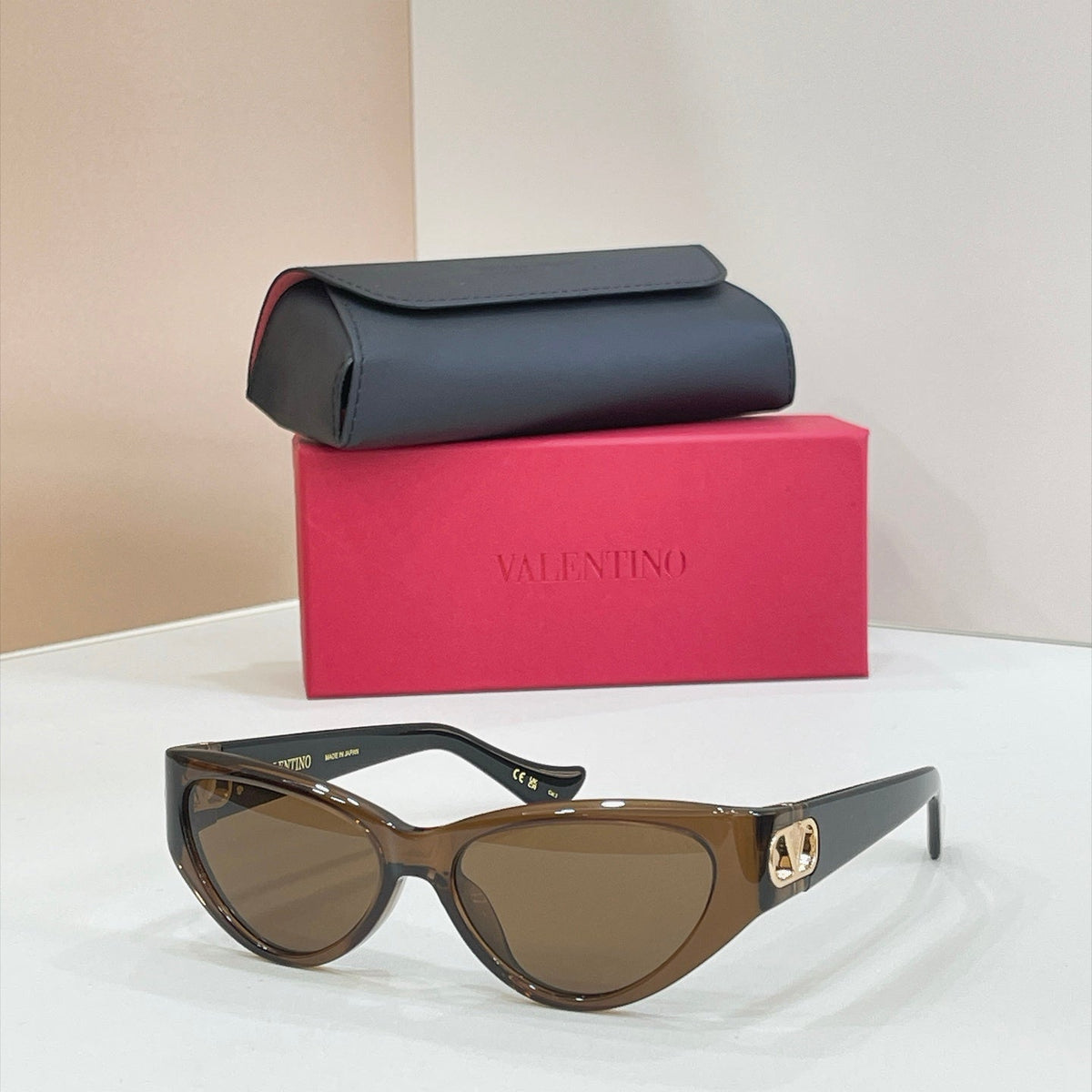 Valentino VG0014S Sunglasses