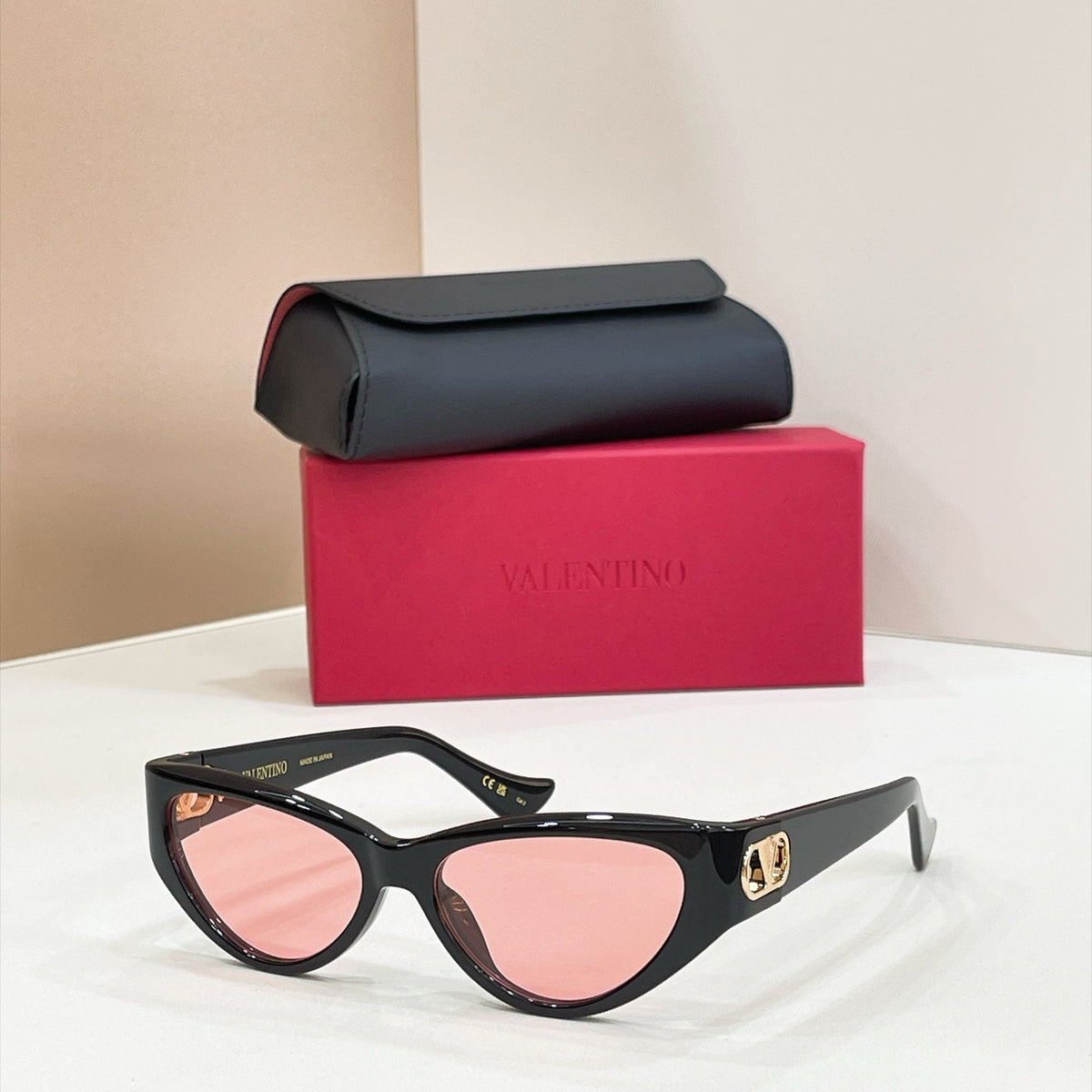 Valentino VG0014S Sunglasses