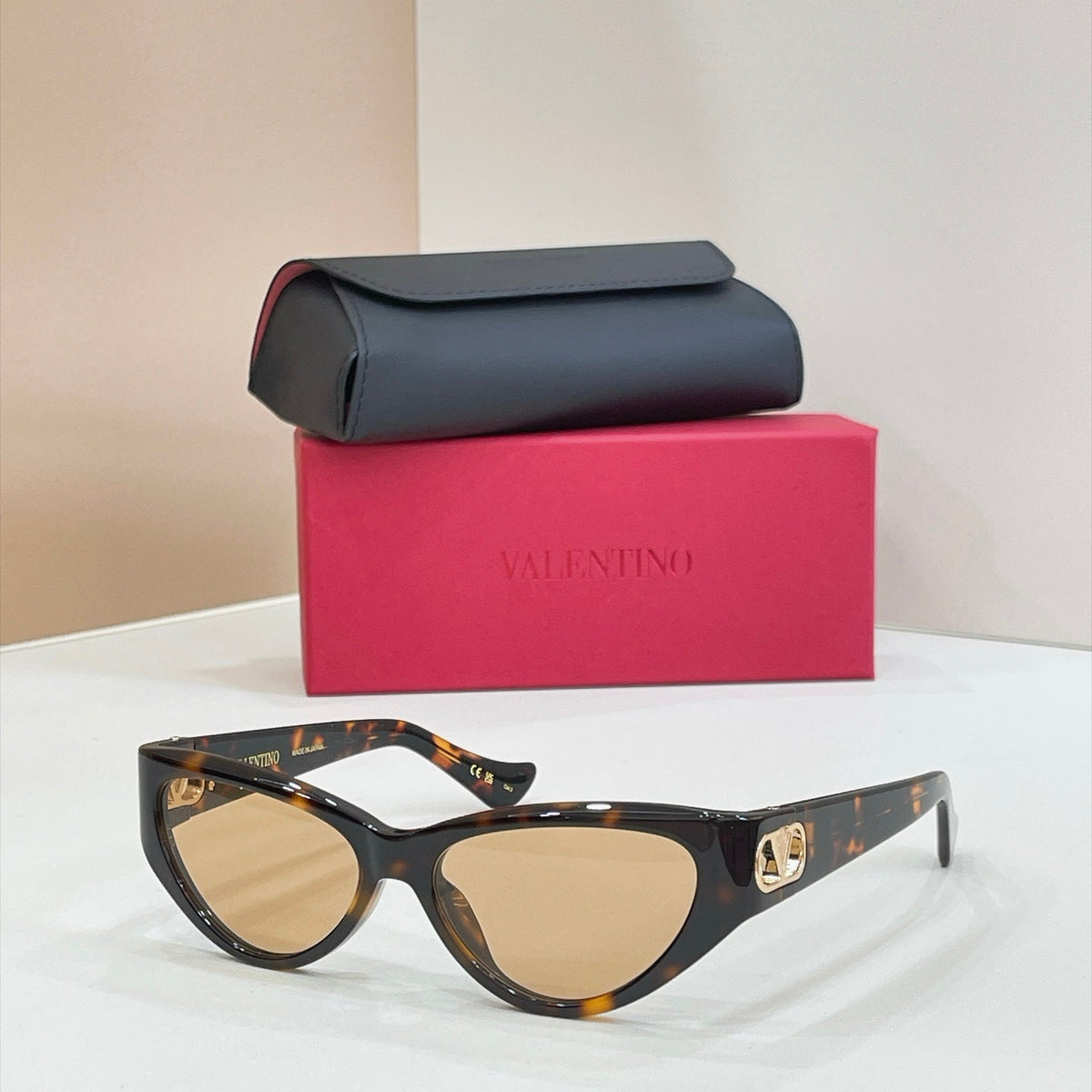 Valentino VG0014S Sunglasses